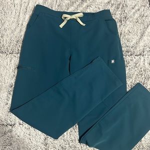 Figs Small Catarina 1 pocket + Figs Lola skinny size Small pants